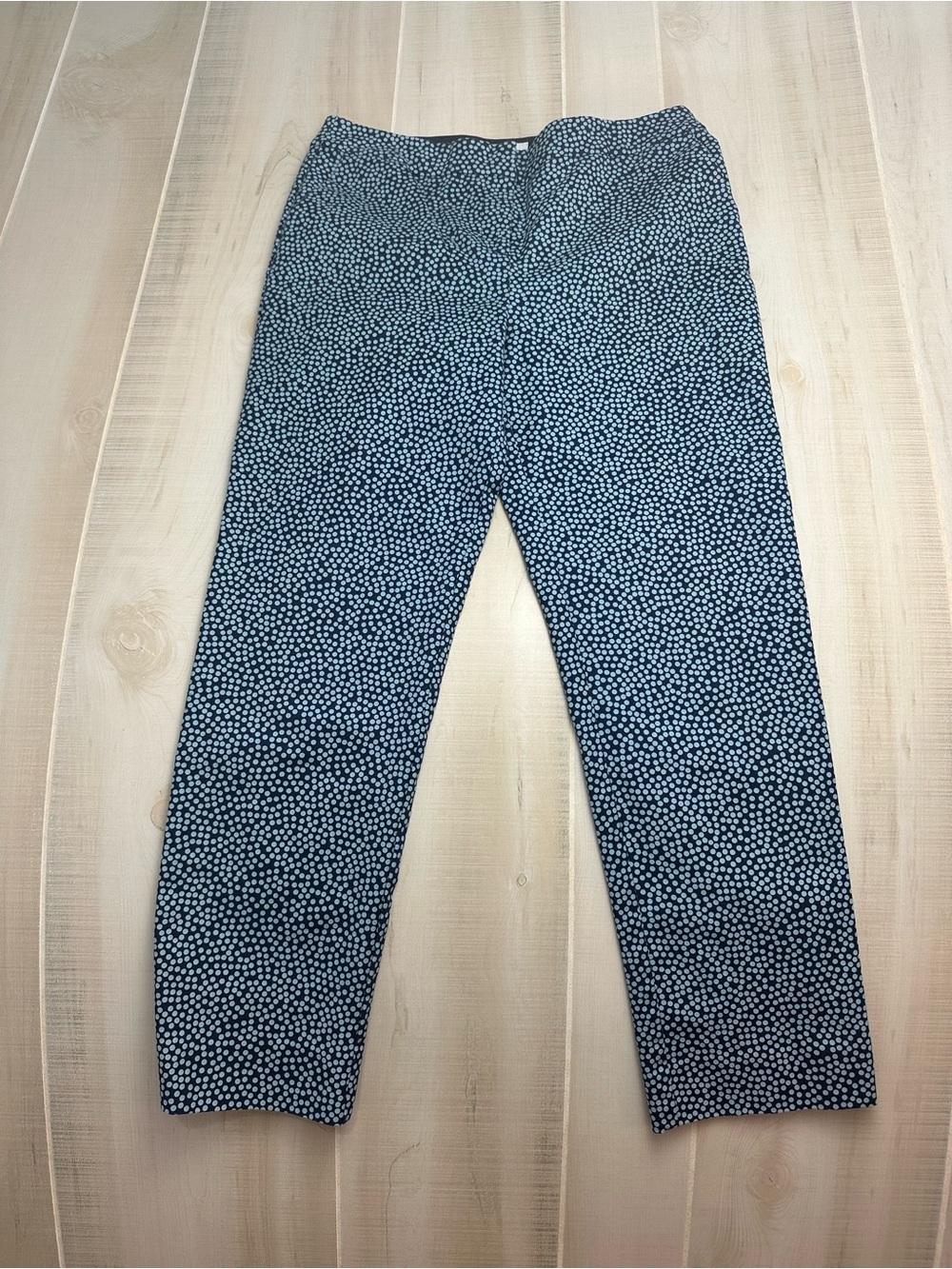 Boden Navy Blue & Light Blue Polka Dot Cropped Pants